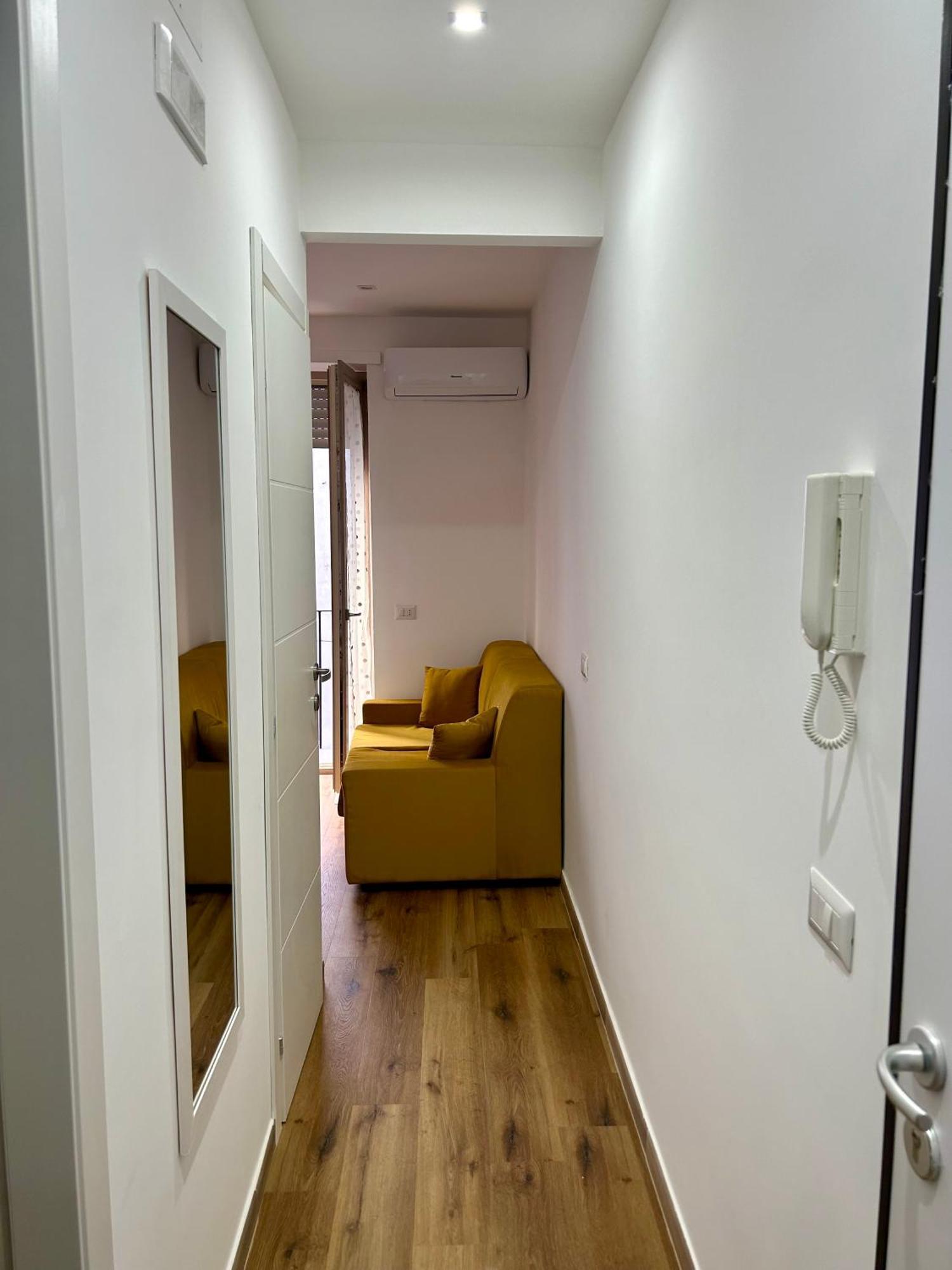 Apartment Vomero 14b Naples